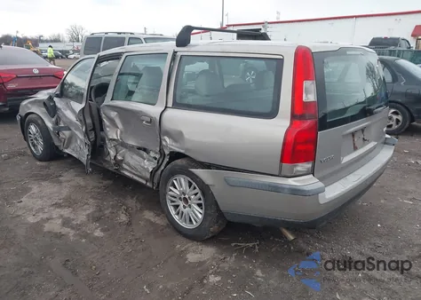 2004 Volvo V70 2.4 z USA, uszkodzony, nr VIN YV1SW61T242402108